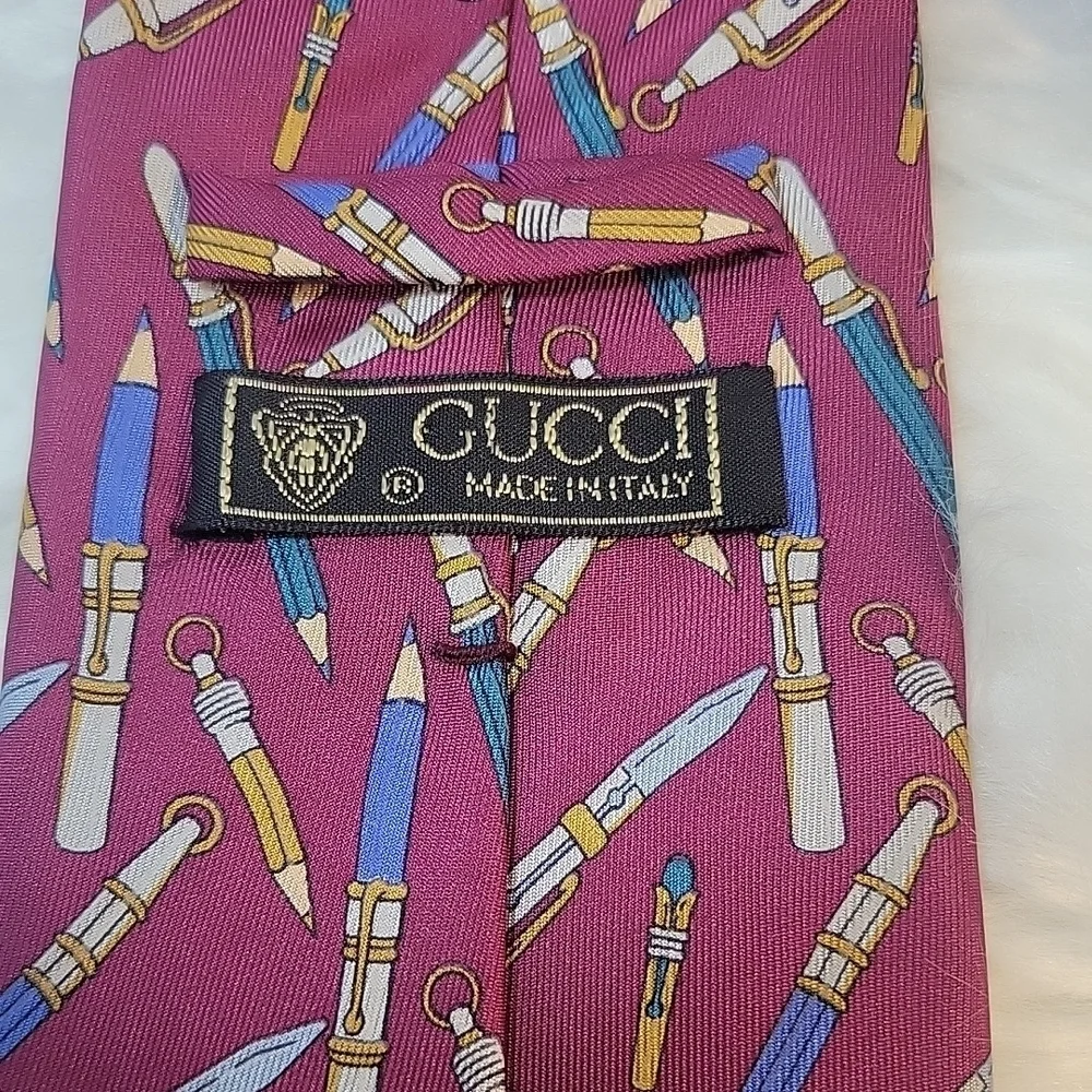 Vintage Gucci‎ Burgundy Novelty Tie